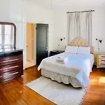 Entire Home Downtown - 2 Bedroom 2 Bath