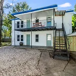 Lafayette At Your Doorstep, Private Rm