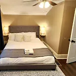 Magnolia House