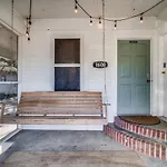 Spacious 4Br Retreat In The Heart Of Lafayette