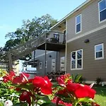 Choo Choo Lofts, 3 Bedroom 2 Bath, Full Kitchen - Lafayette, La