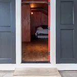 Cajun Hostel On The Crest