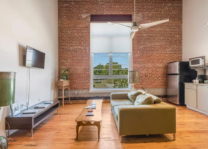 Cajun Stays - Buchanan Lofts - #8 - Downtown
