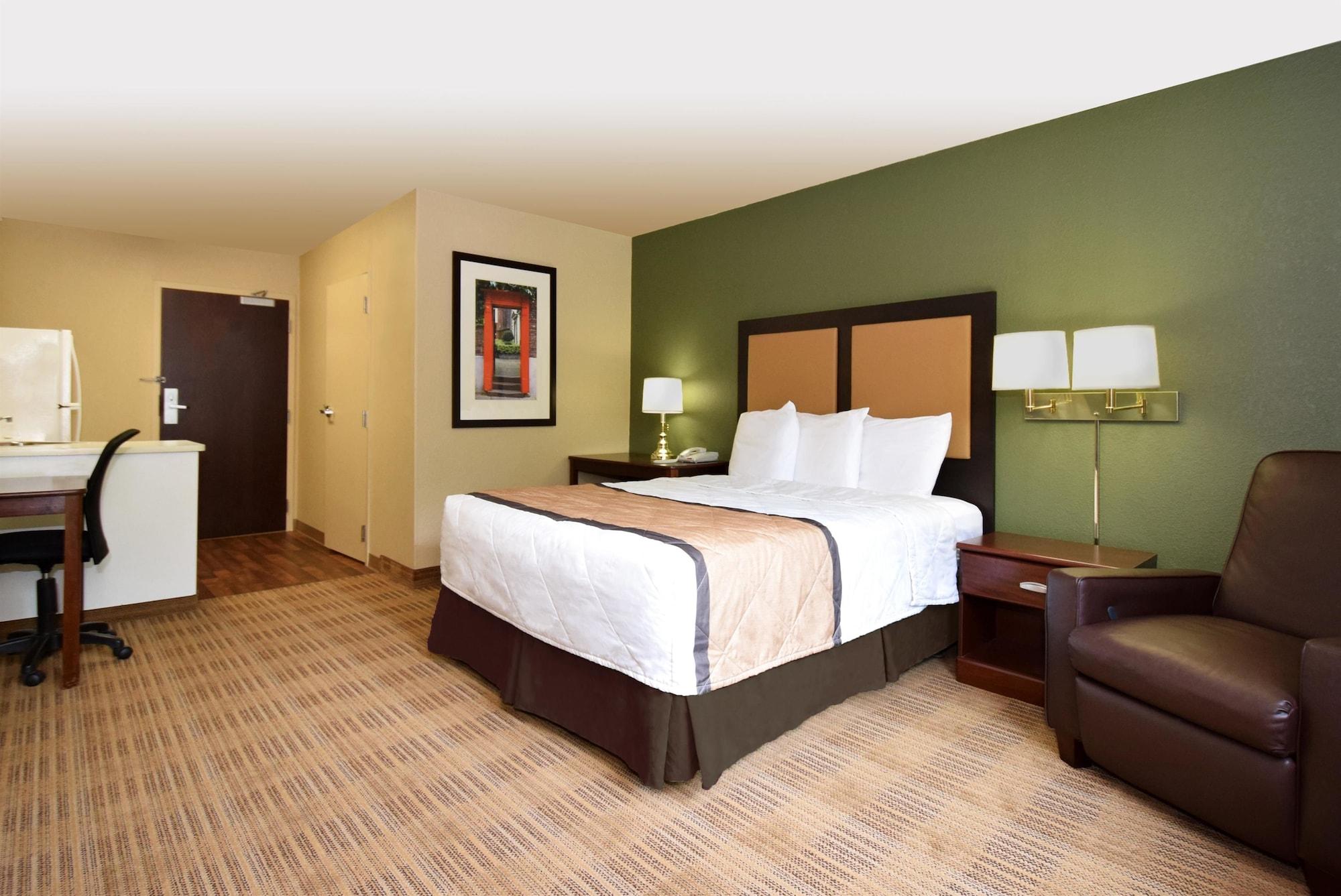 Hotel Sonesta Simply Airport