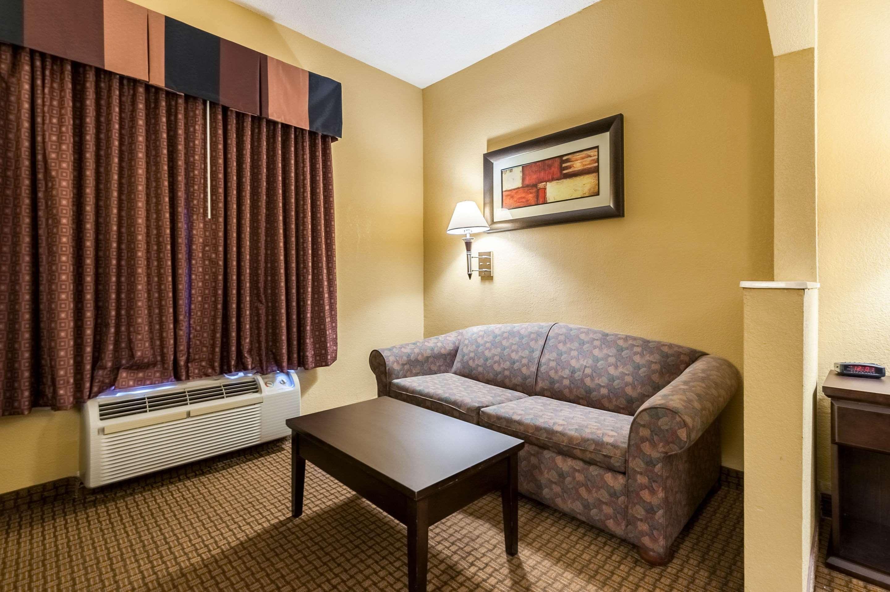 Quality & Hotel