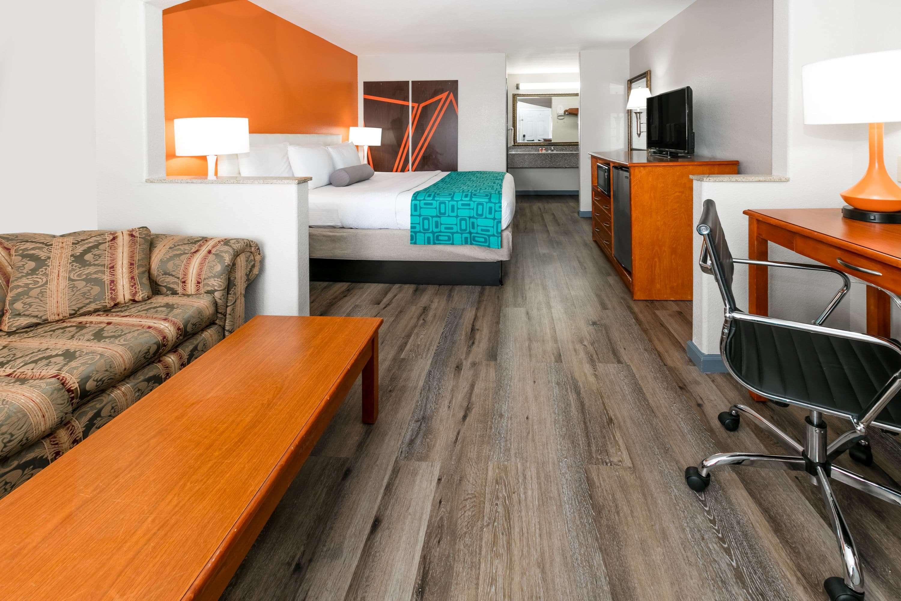 Howard Johnson By Wyndham Motel 2*