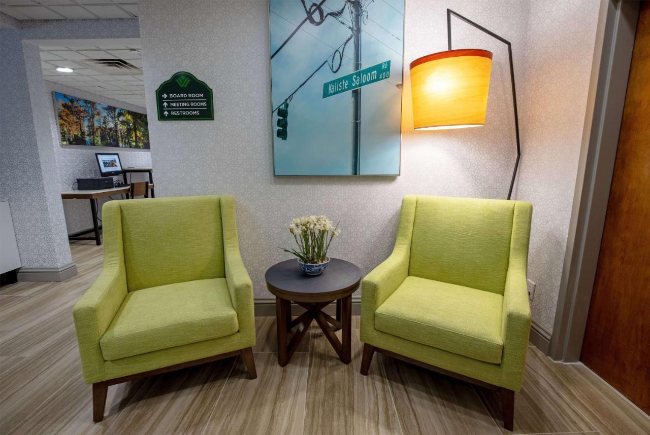 Wingate By Wyndham Airport Hotel 3*