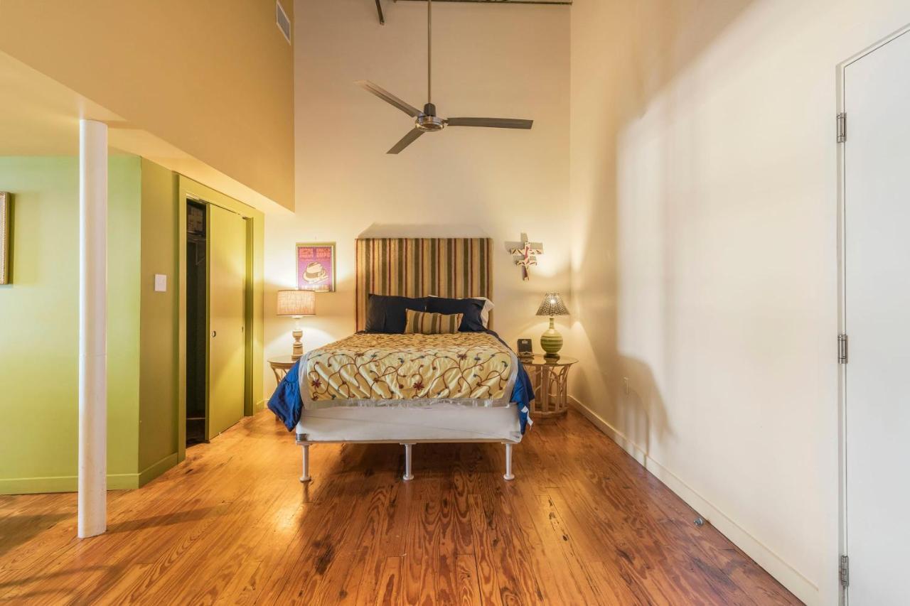 Cajun Stays - Buchanan Lofts - #8 - Downtown Apartment Lafayette