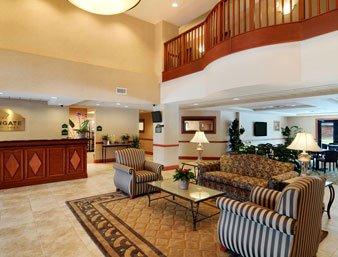 Wingate By Wyndham Airport