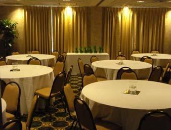 Wingate By Wyndham Airport Hotel Lafayette