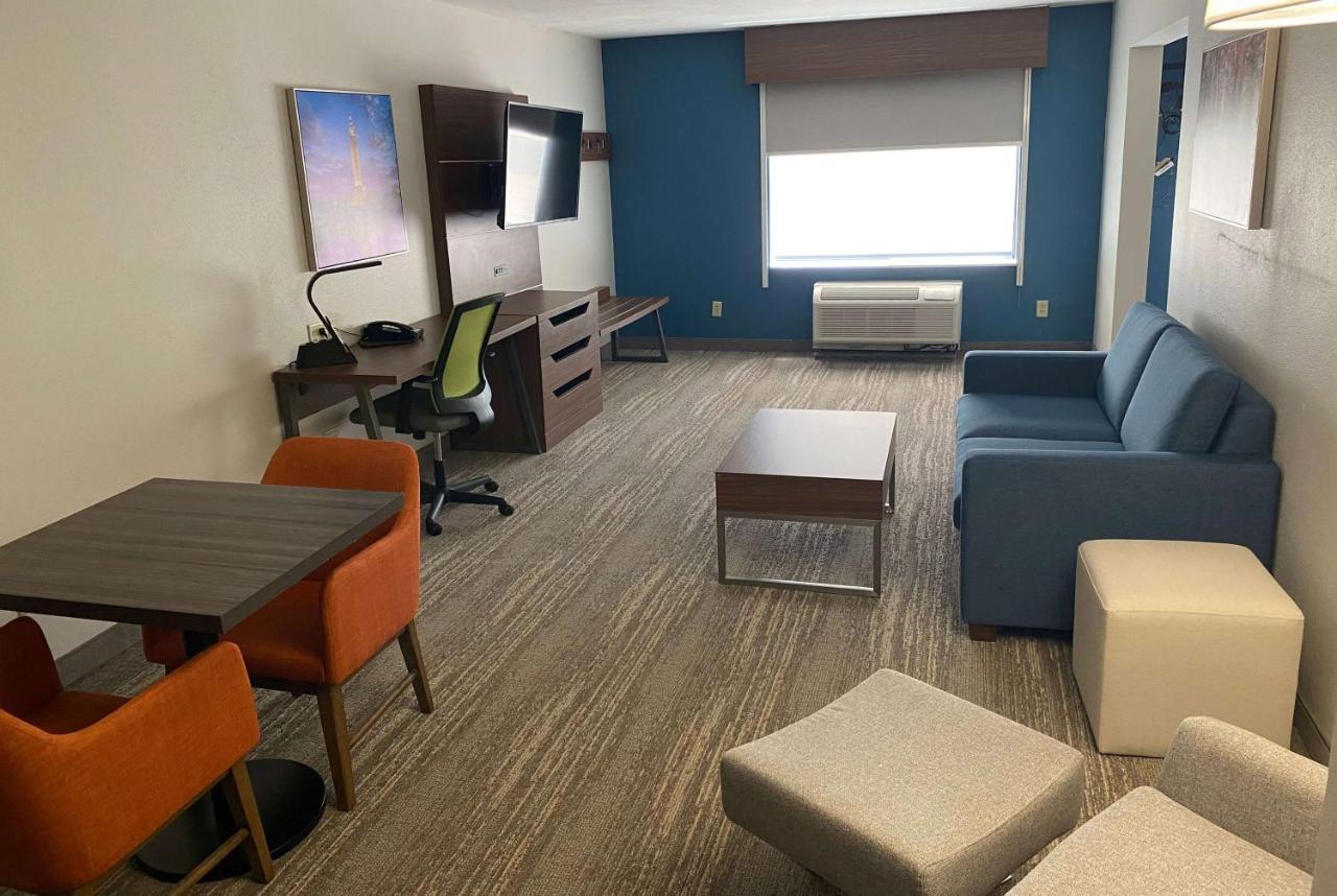 Hotel Wingate By Wyndham Airport 3*