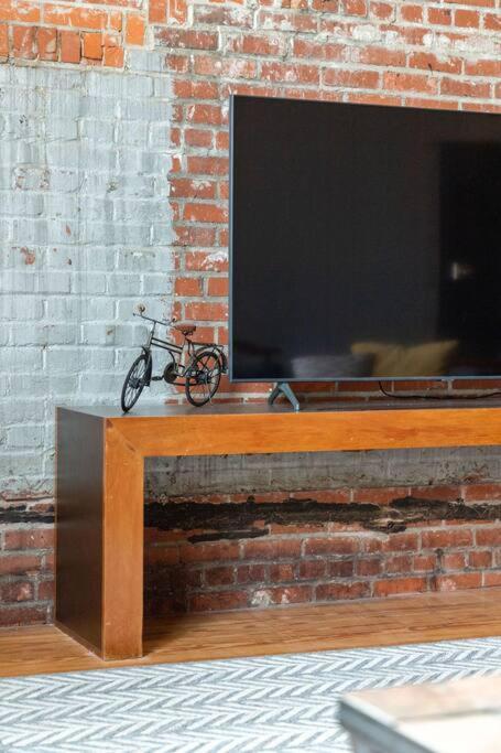 Cajun Stays-buchanan Loft #4
