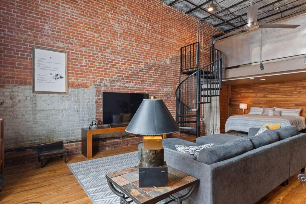 Cajun Stays-buchanan Loft #4 Lafayette