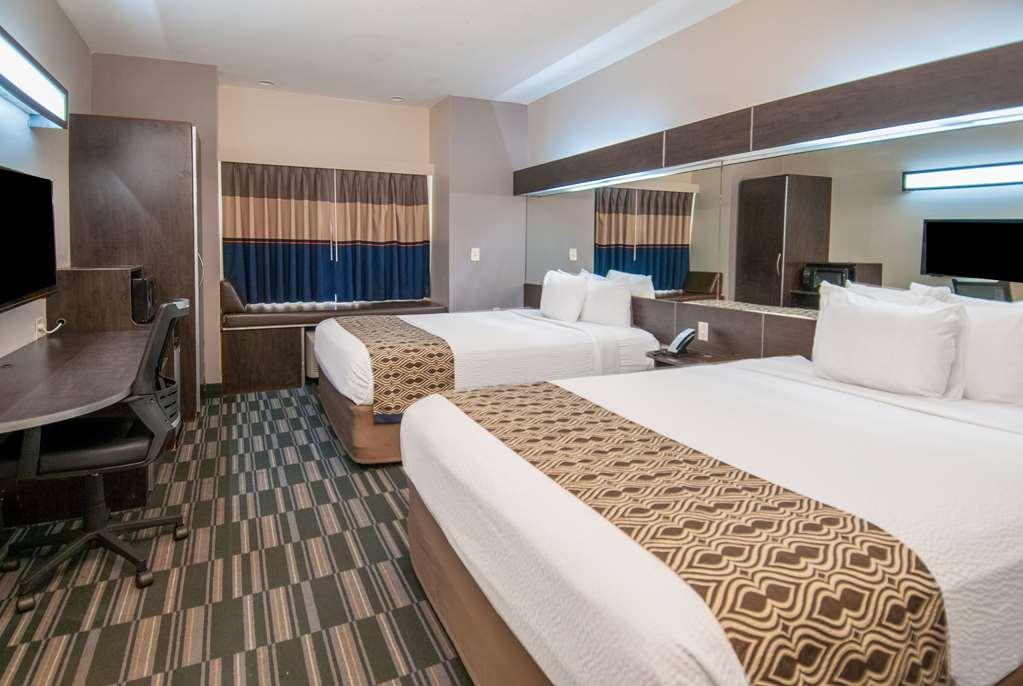 Microtel And Hotel Lafayette