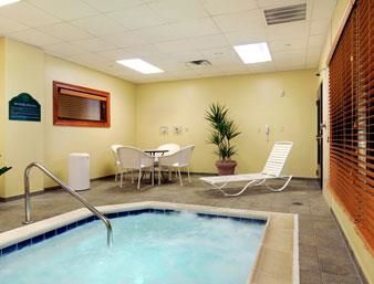 Wingate By Wyndham Airport 3*
