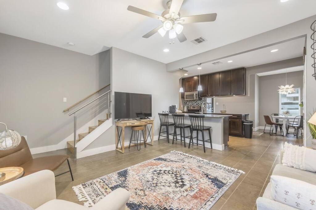 Cozy 2 Bed Townhome Near The Hospital * Lafayette