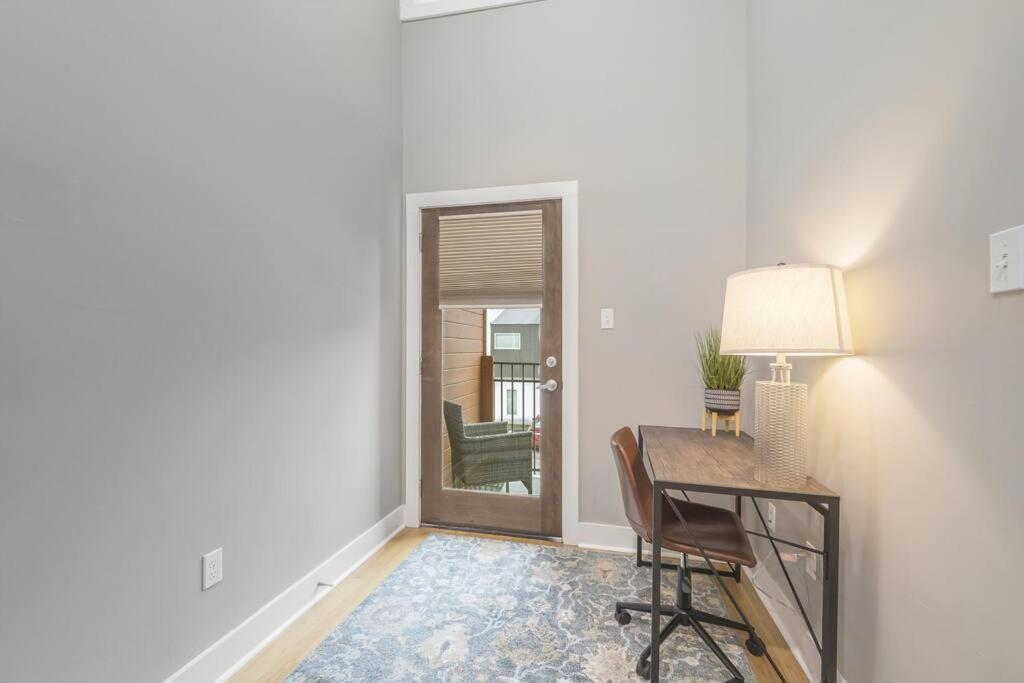 Cozy 2 Bed Townhome Near The Hospital Holiday home Lafayette