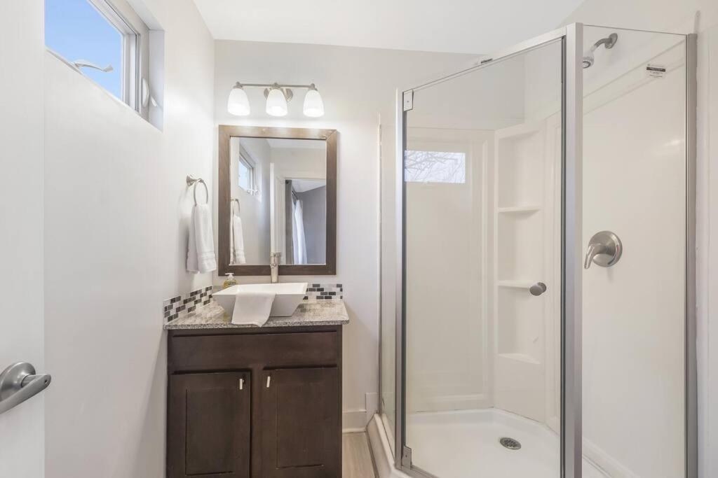 Holiday home Cozy 2 Bed Townhome Near The Hospital