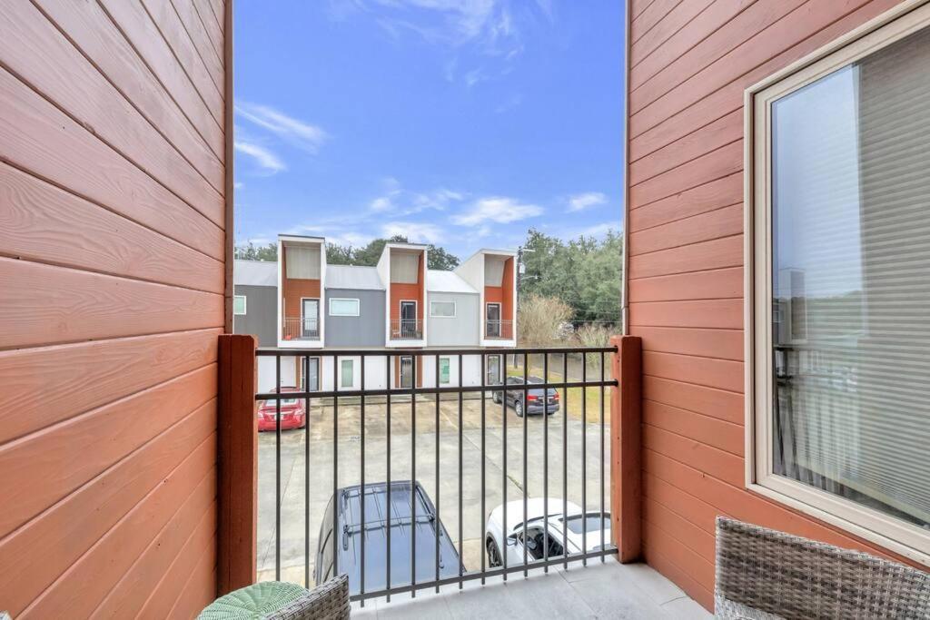 Cozy 2 Bed Townhome Near The Hospital Holiday home