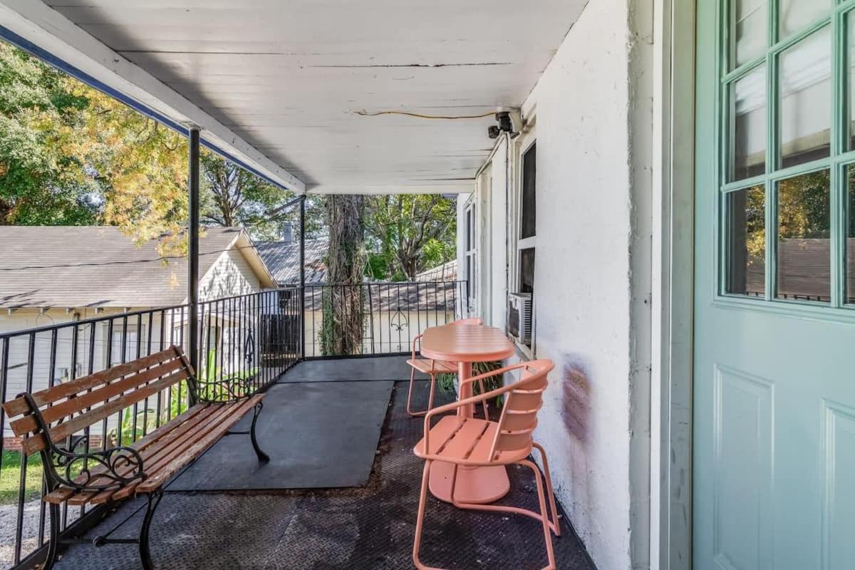 At Your Doorstep, Private Rm * Lafayette