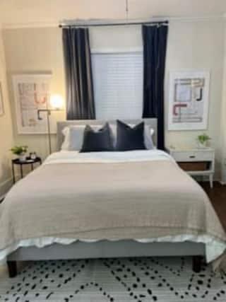 Spacious 4br Retreat In The Heart Of Holiday home Lafayette