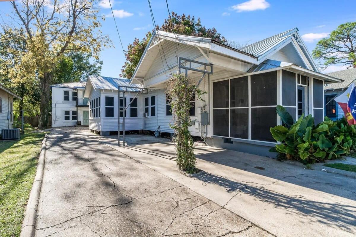 Spacious 4br Retreat In The Heart Of Lafayette