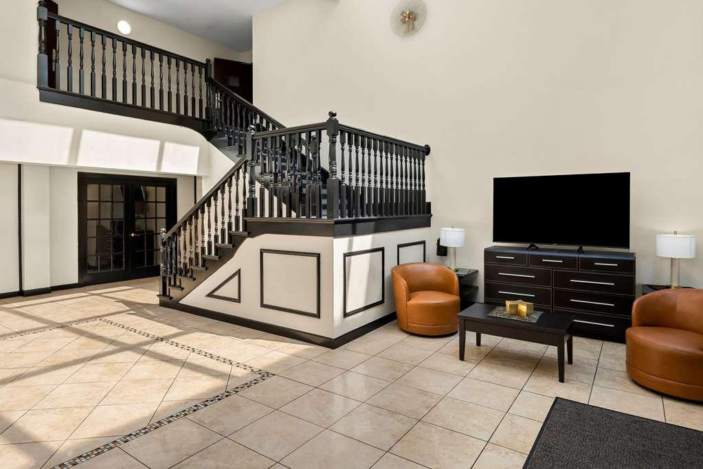Quality & Hotel Lafayette