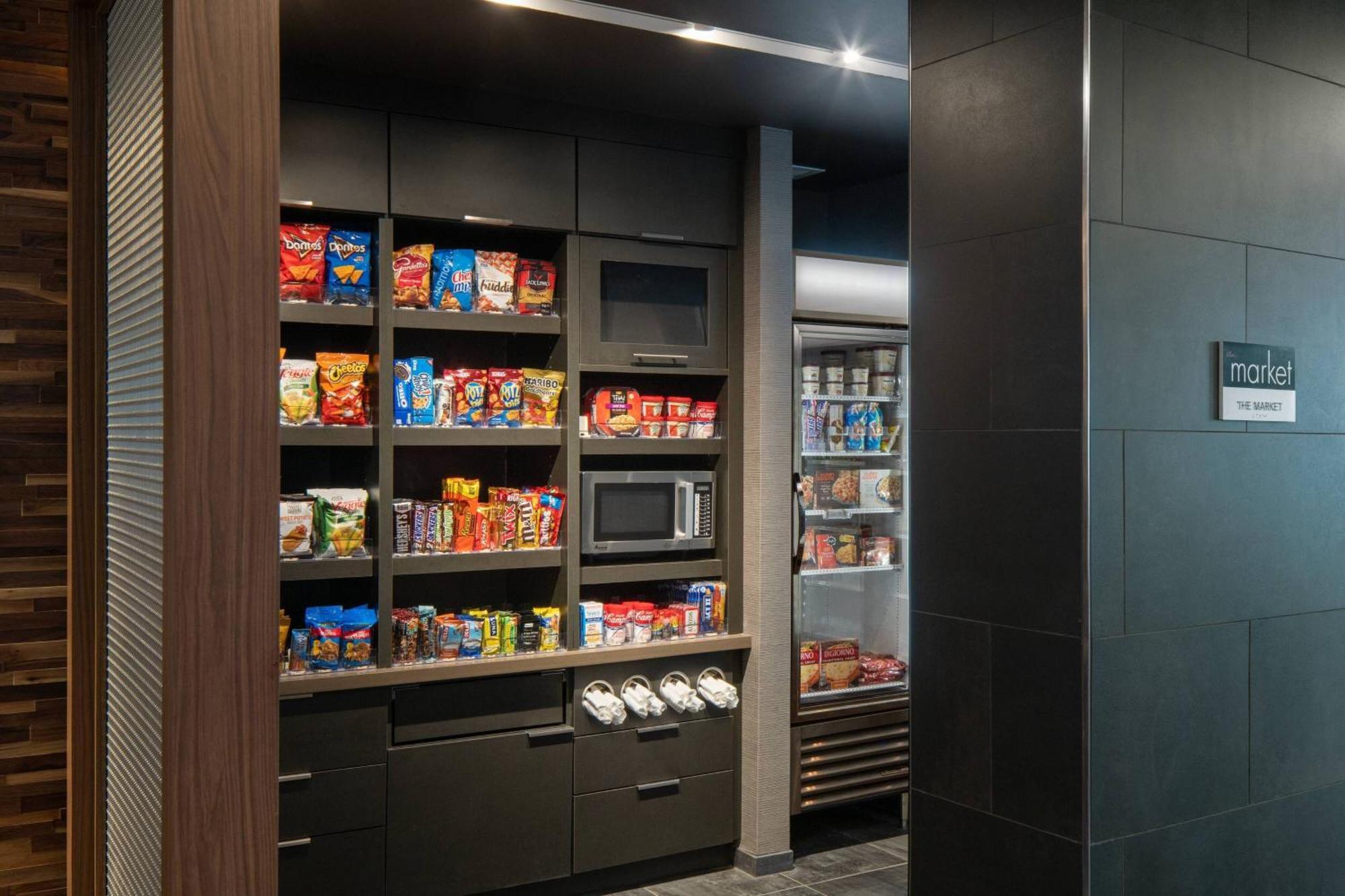 Courtyard By Marriott South
