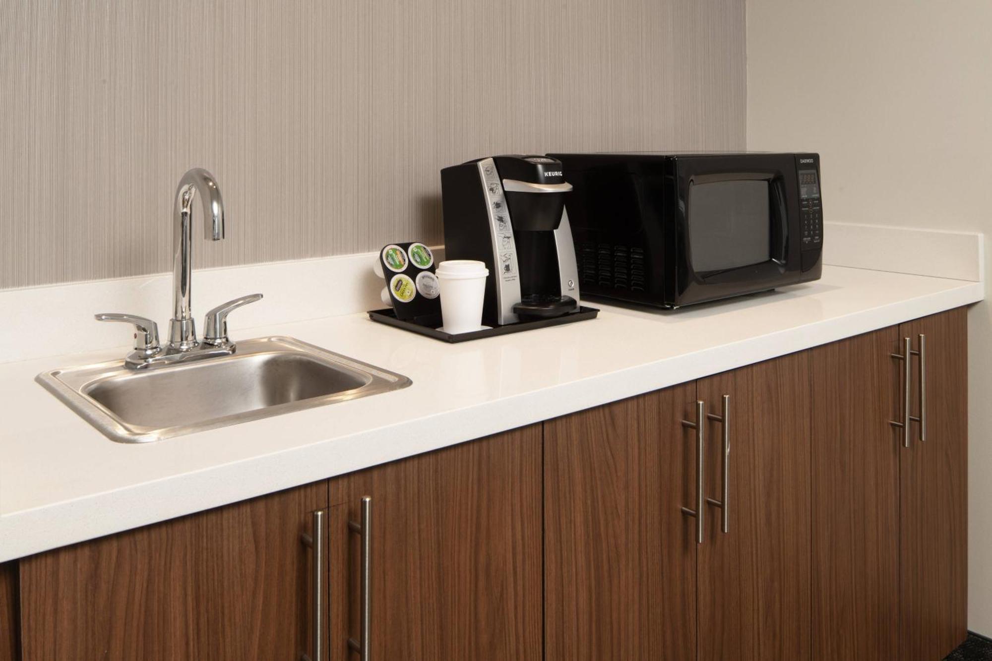Hotel Courtyard By Marriott South 3*
