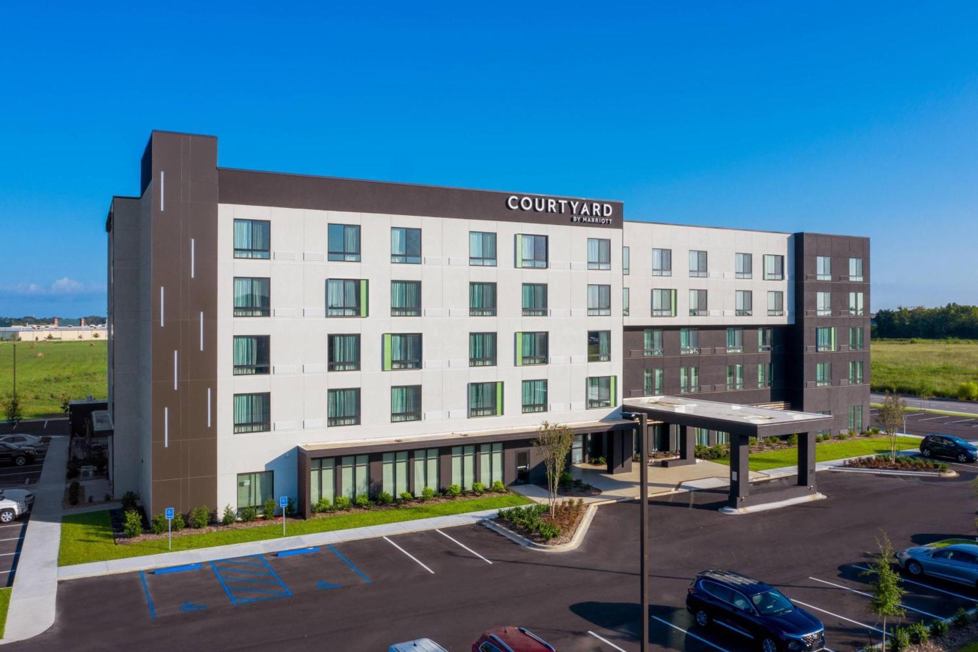 Courtyard By Marriott South