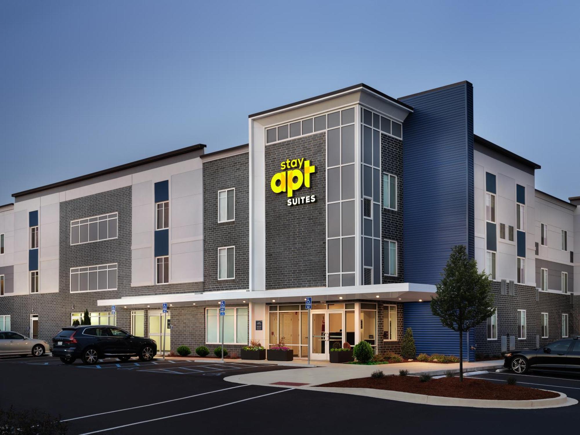 Hotel Stayapt South *