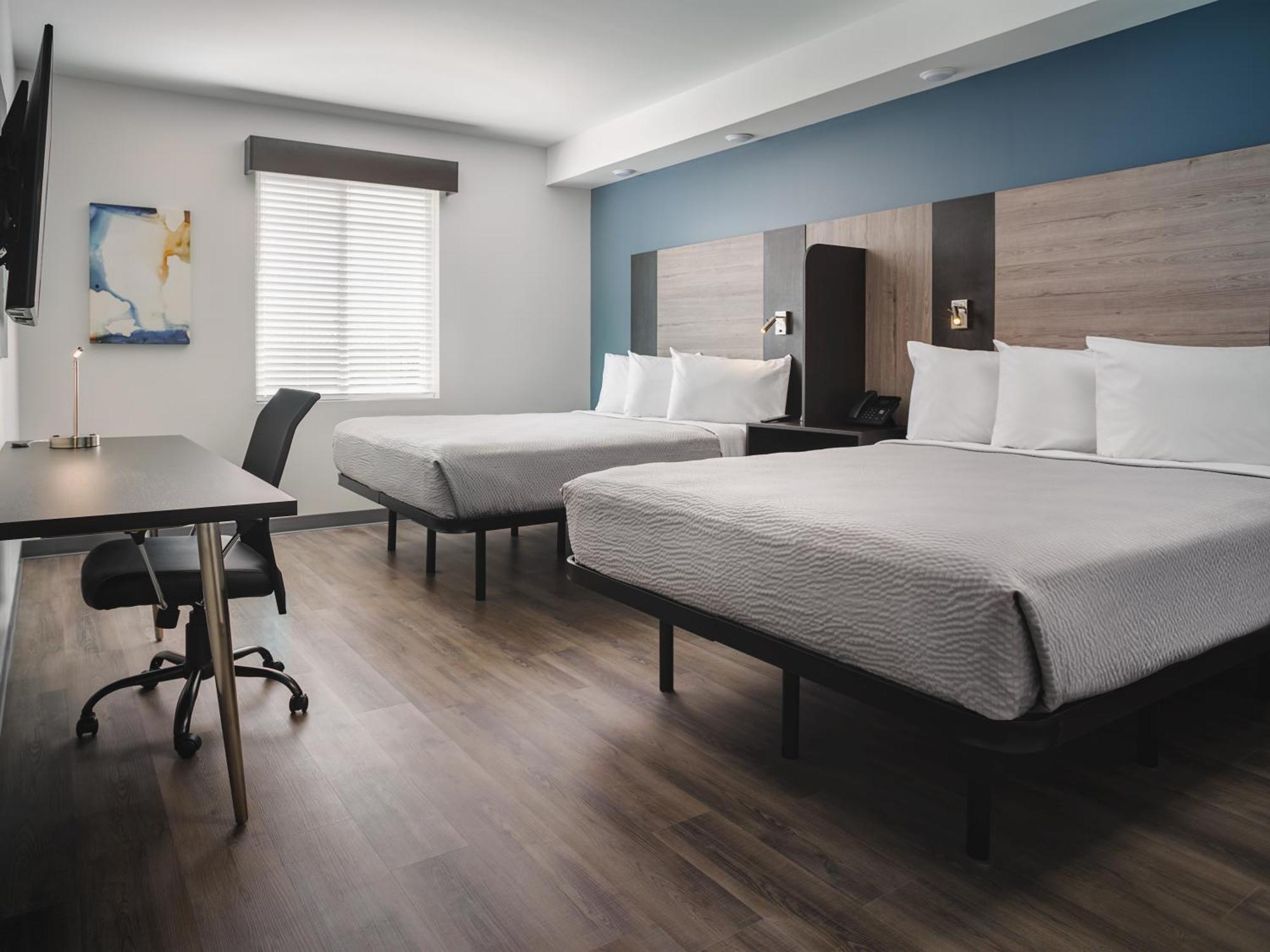 Stayapt South Hotel