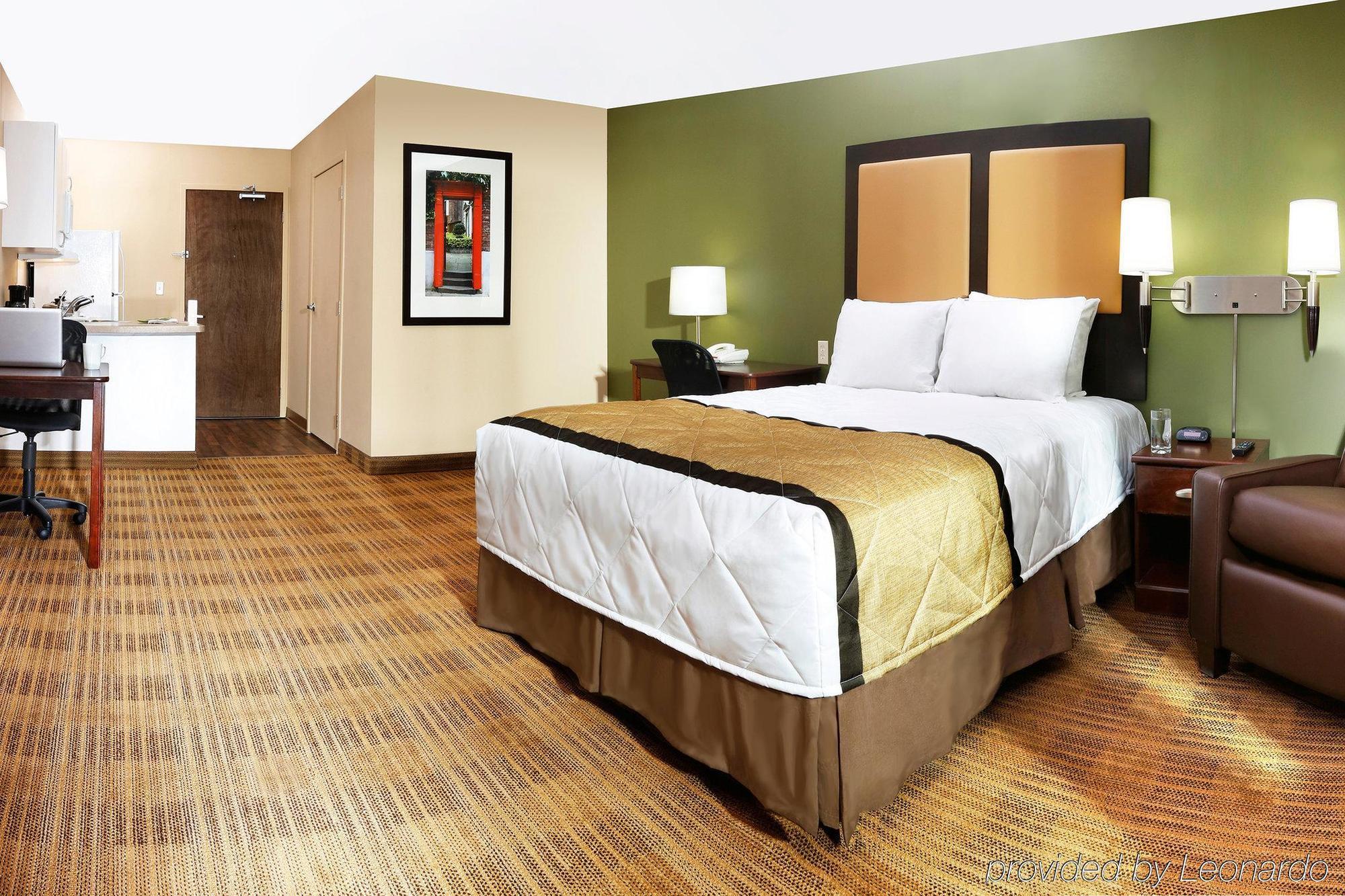 Sonesta Simply Airport Hotel Lafayette
