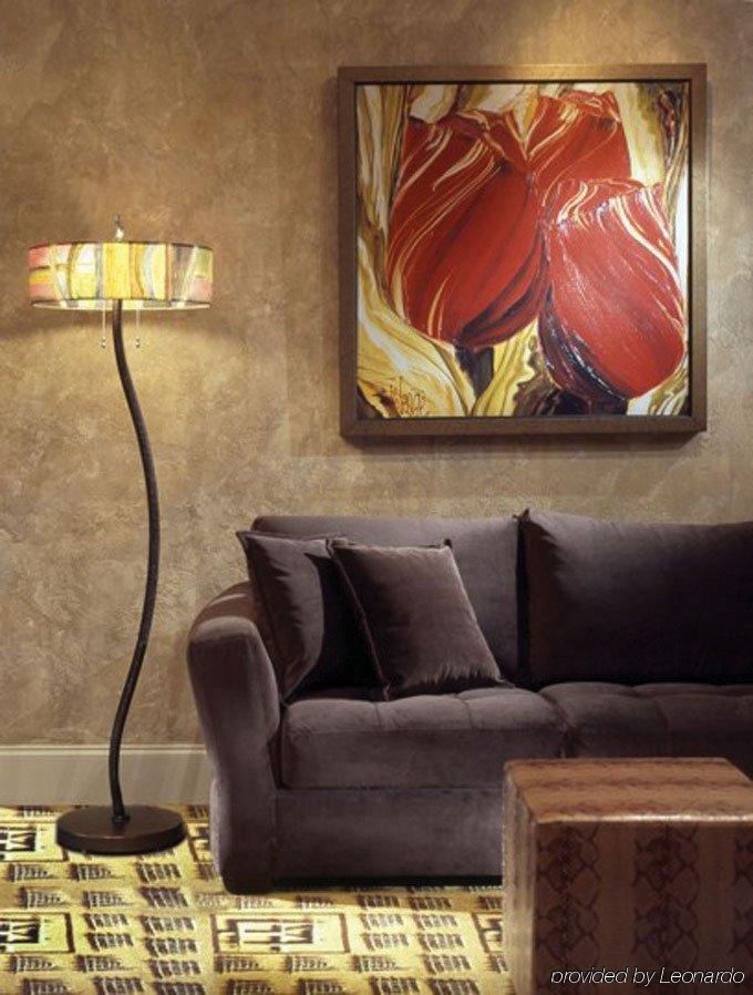 Carriage House 3* Lafayette