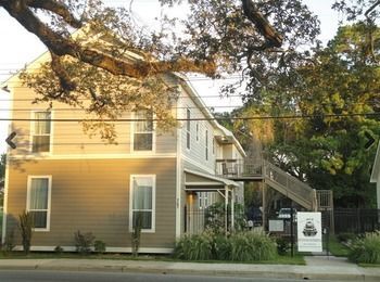 Choo Choo Lofts, 3 Bedroom 2 Bath, Full Kitchen - Lafayette, La Lafayette