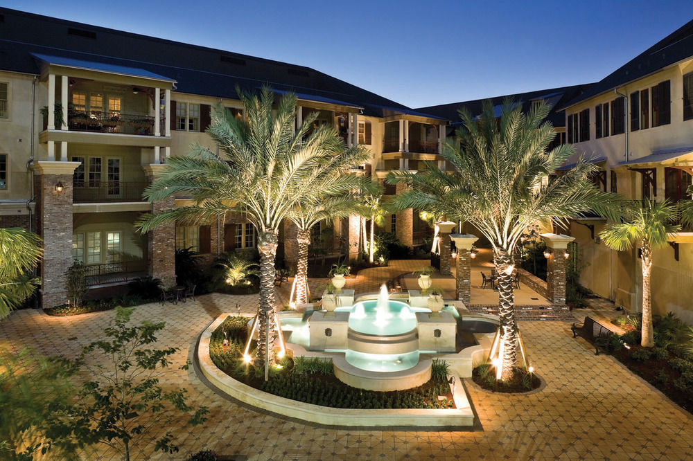 Carriage House 3* Lafayette