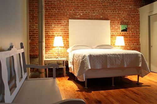 Buchanan Lofts *