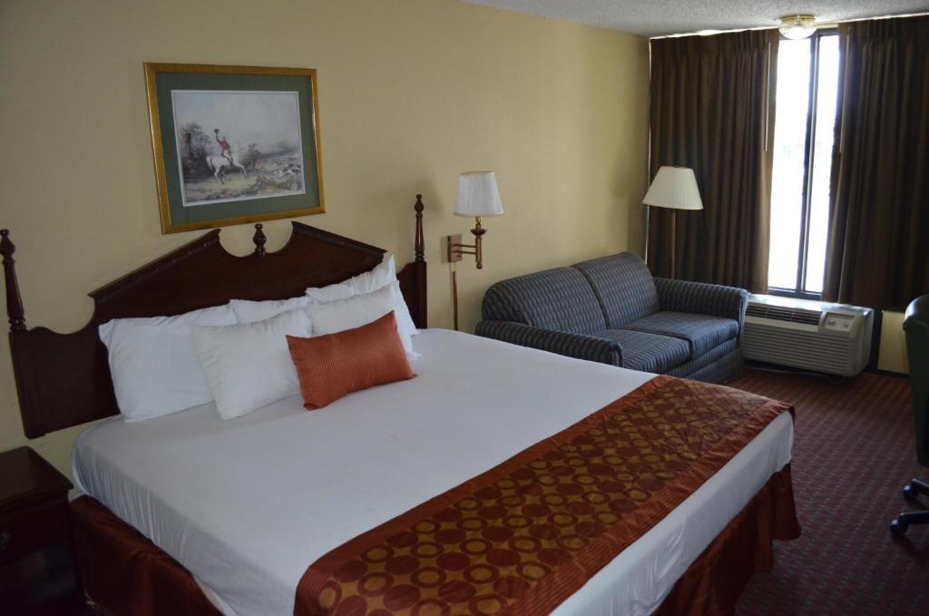 Days Lafayette/university Hotel 2*