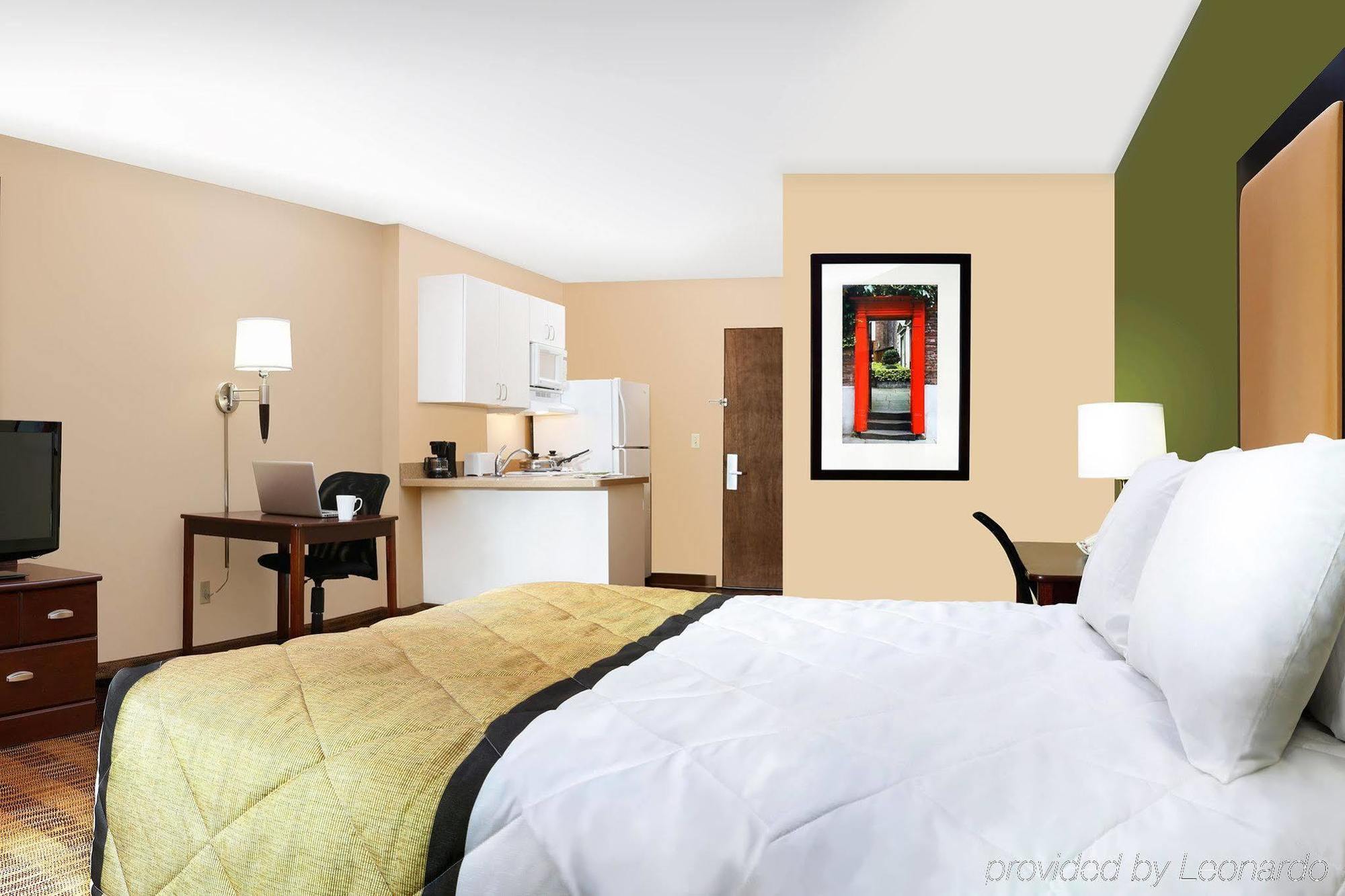 Hotel Sonesta Simply Airport 2*
