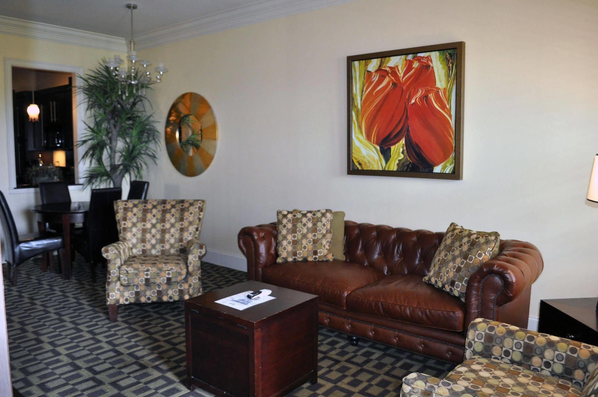 Carriage House 3* Lafayette