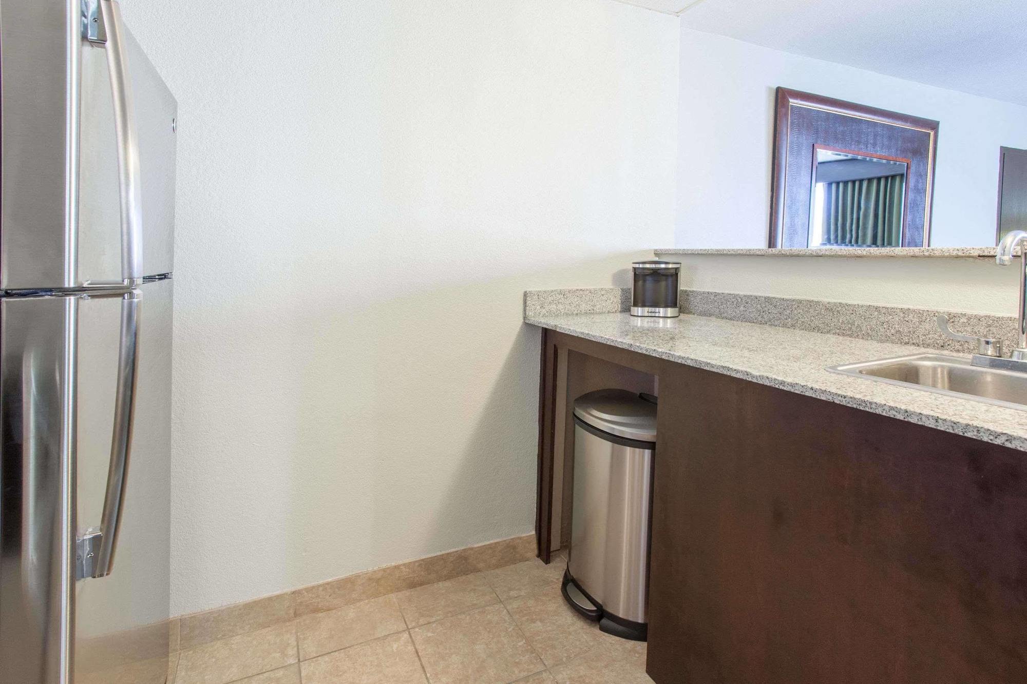 Wyndham Garden 4*