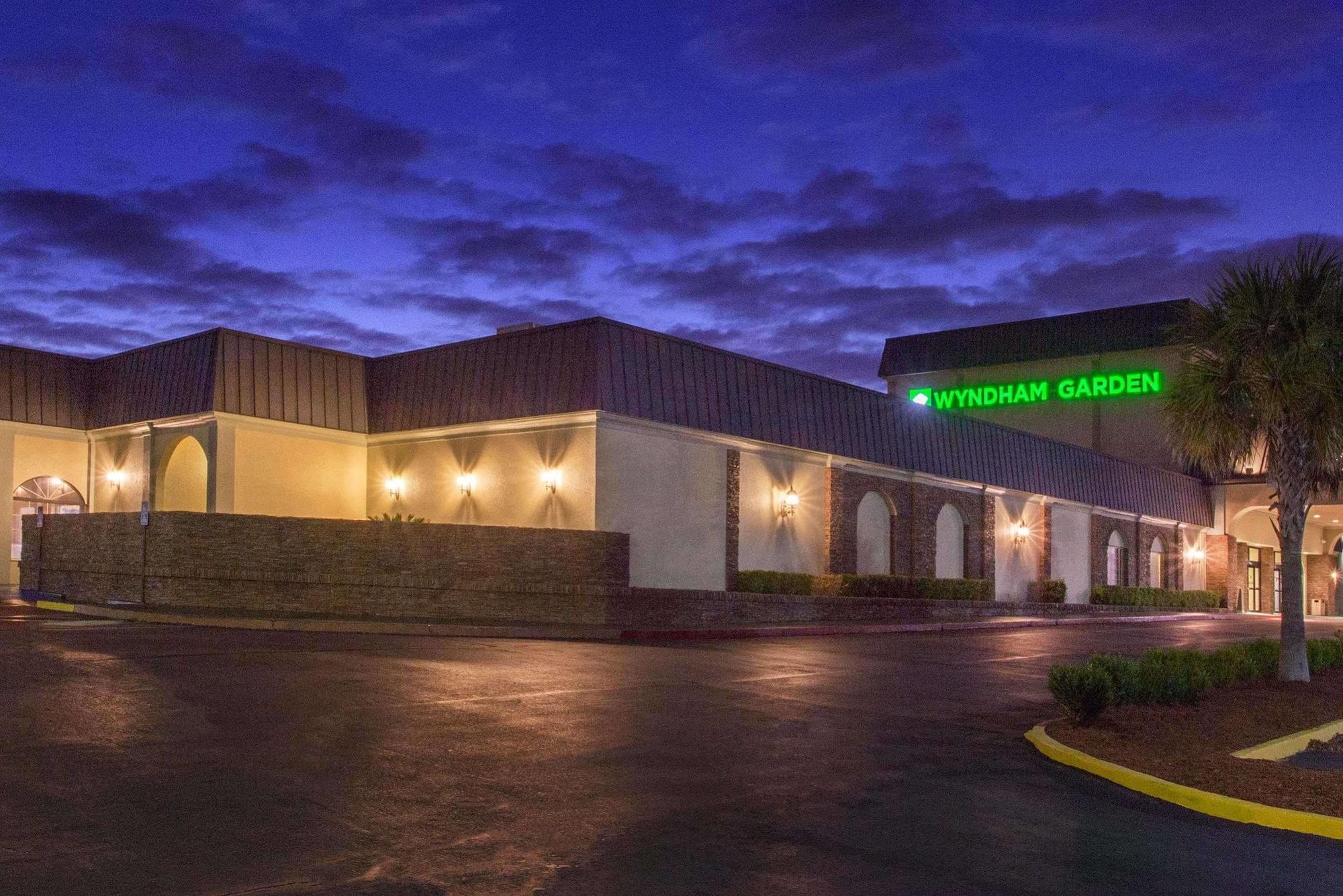 Wyndham Garden 4*