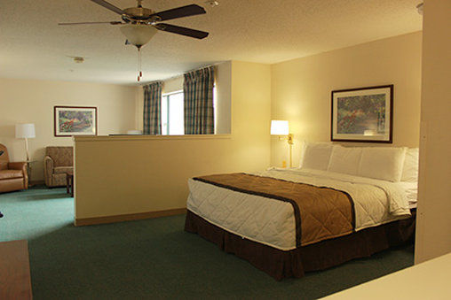 Sonesta Simply Airport 2*