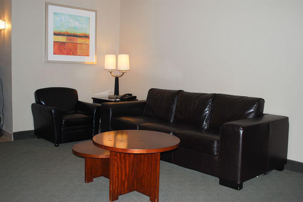 Wyndham Garden Hotel