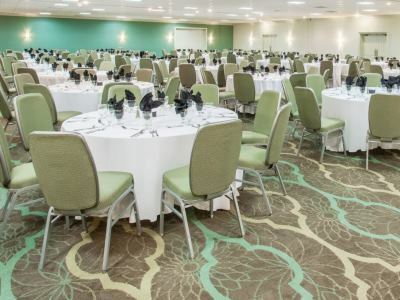 Wyndham Garden Hotel