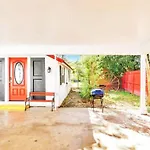 Cajun Stays - The Cabin Tiny Home