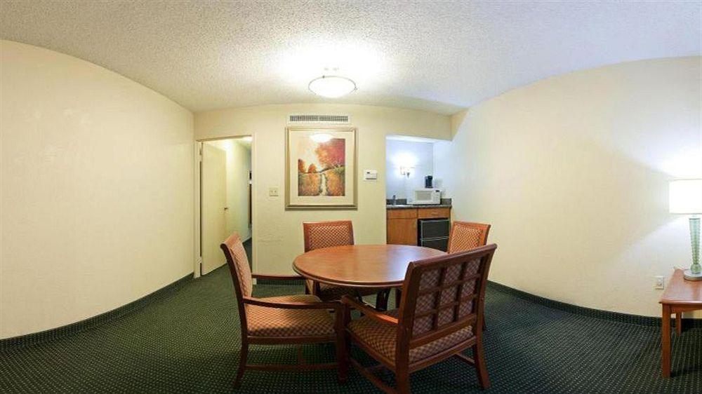 Ramada Conference Center Lafayette