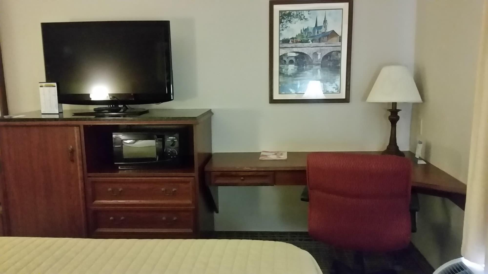 Baymont By Wyndham Airport