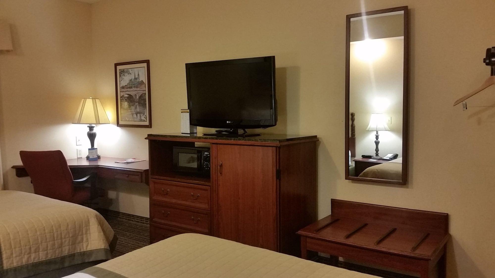 Hotel Baymont By Wyndham Airport Lafayette