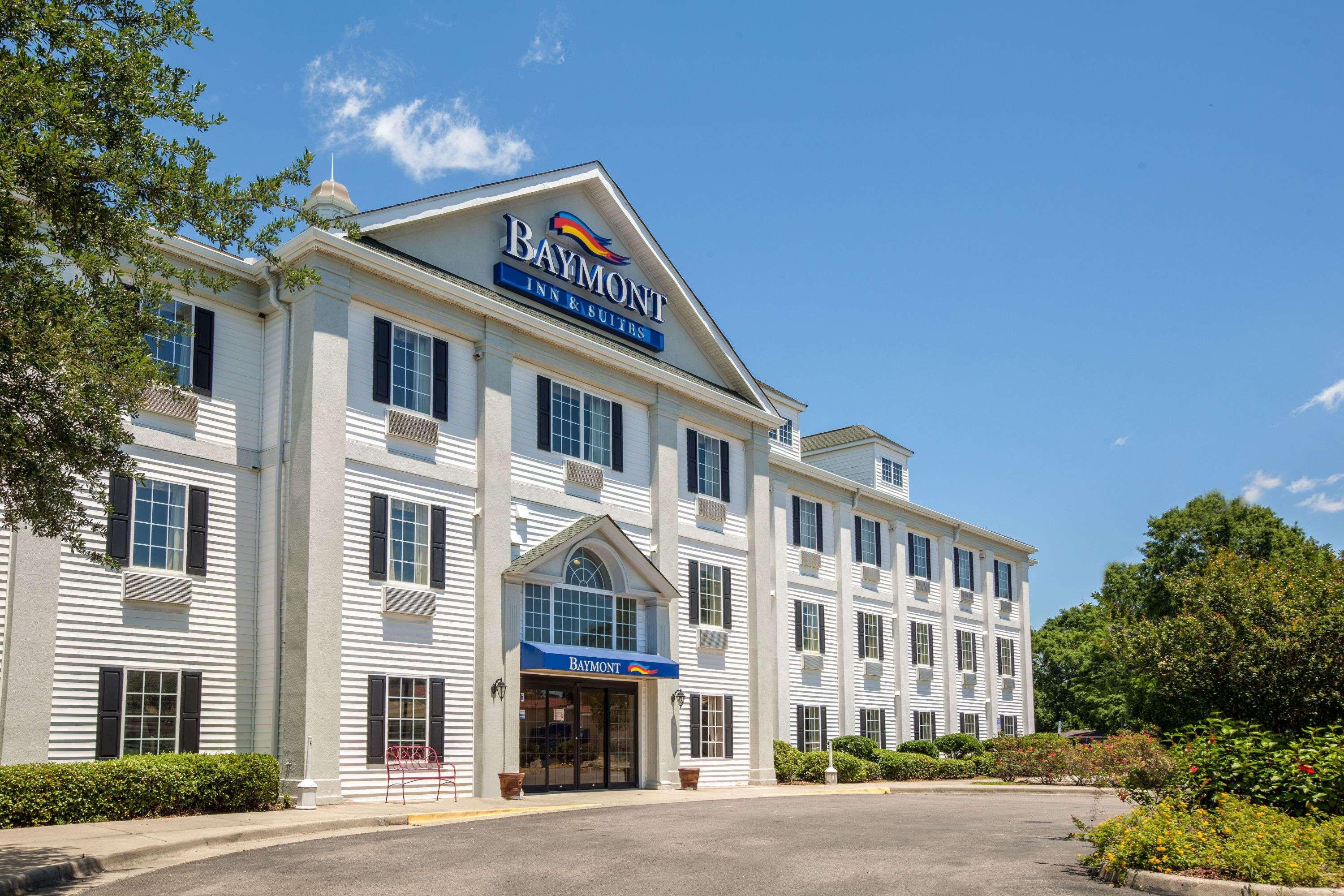 Baymont By Wyndham Airport